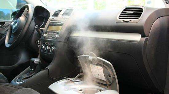 還有這種操作？車內(nèi)甲醛超標(biāo)，豪車一秒變“毒車”