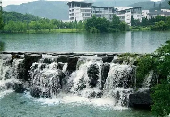 除甲醛加盟不要擔(dān)心，用心做好創(chuàng)業(yè)中的每件事