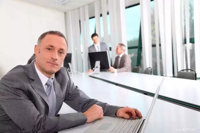 準(zhǔn)確定好人生六個(gè)五年計(jì)劃，利用工作的有效30年時(shí)間，獲取除甲醛加盟的***收益