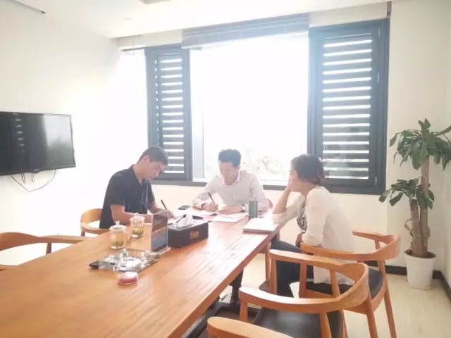 熱烈祝賀哈密伊州王總簽約創(chuàng)綠家！