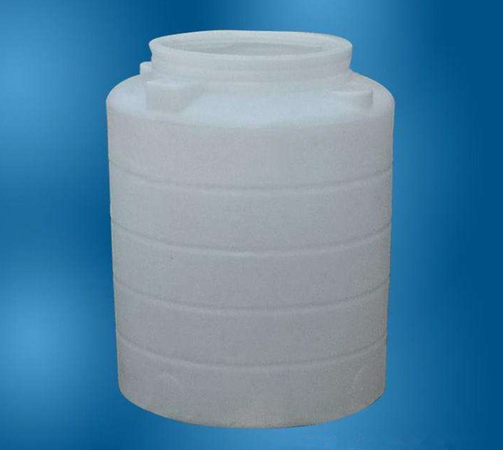 廚房水管破裂傳出刺鼻性氣味，原以為是鄰居家甲醛超標(biāo)，沒想到是“絕命毒師”