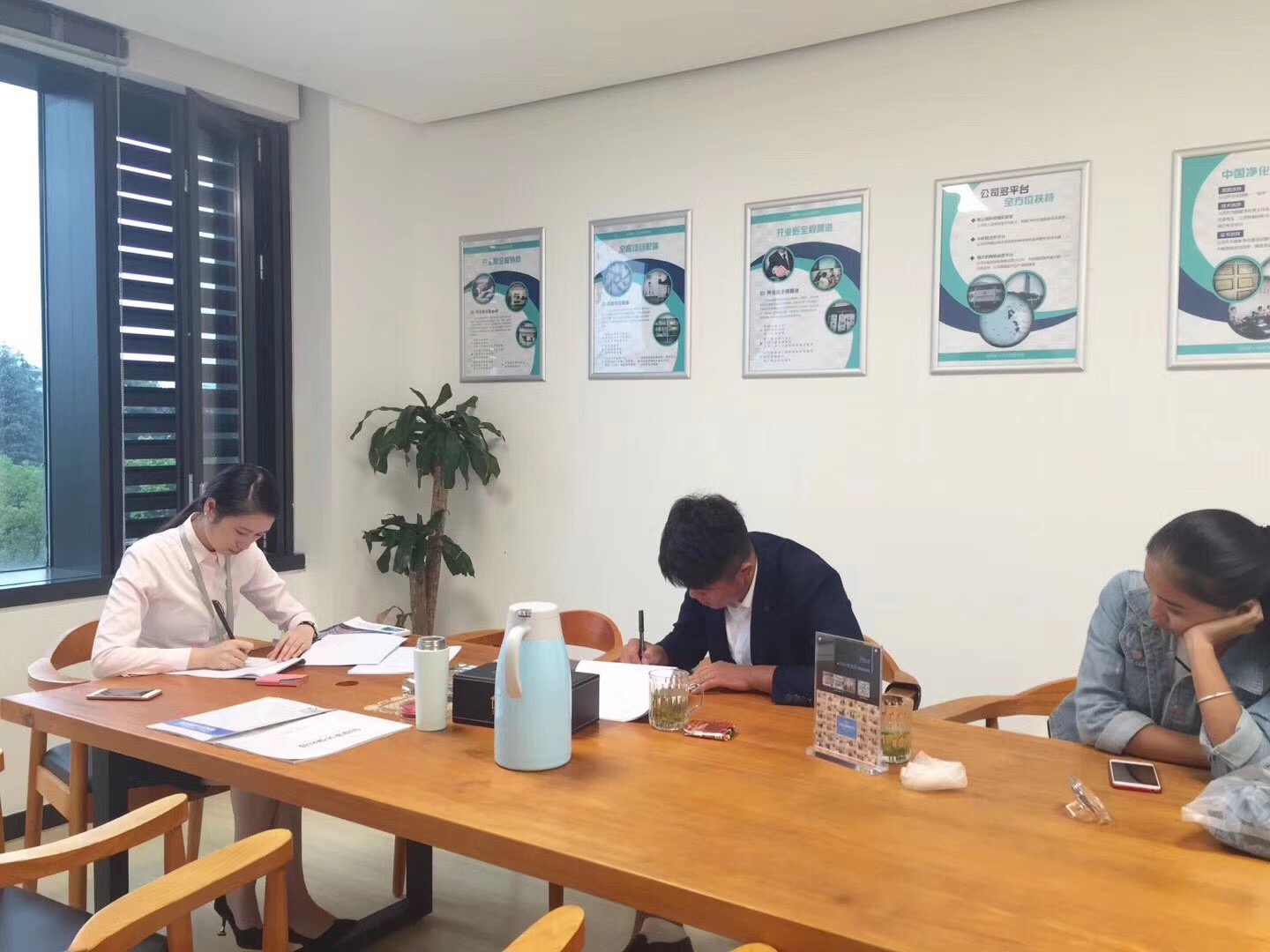 熱烈祝賀董總簽約創(chuàng)綠家德宏傣族景頗族自治州縣級(jí)代理！