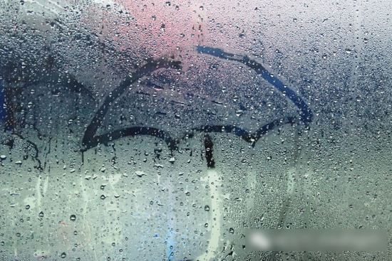 房間潮濕怎么辦！不僅會(huì)發(fā)霉還會(huì)導(dǎo)致甲醛超標(biāo)