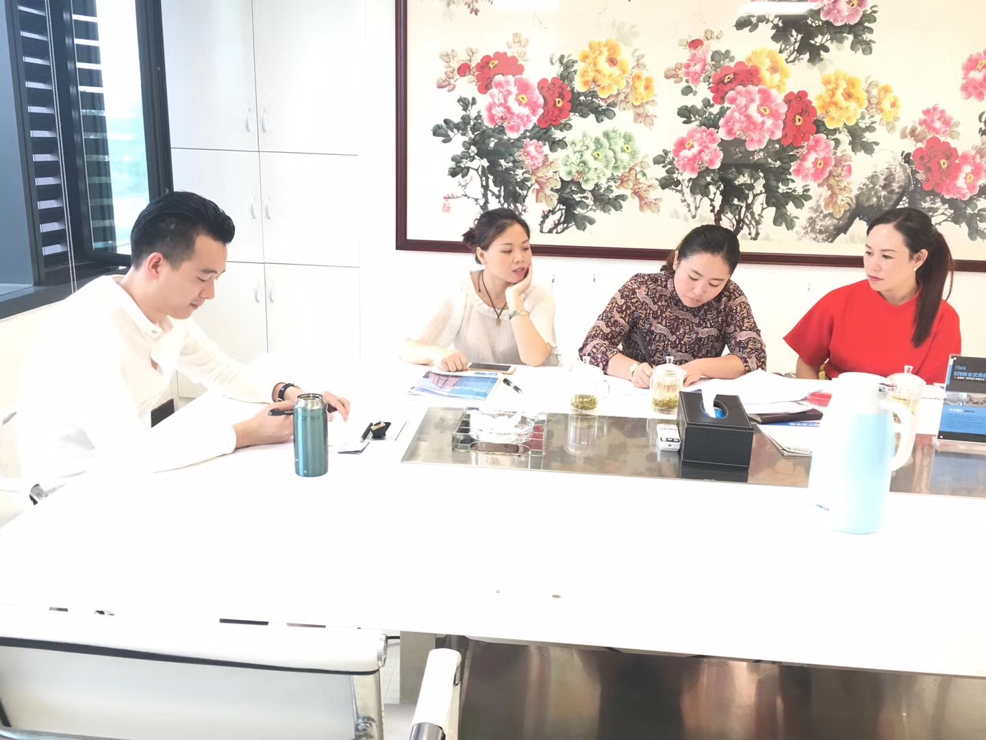 熱烈祝賀賀總團(tuán)隊(duì)簽約創(chuàng)綠家重慶市區(qū)級(jí)代理！