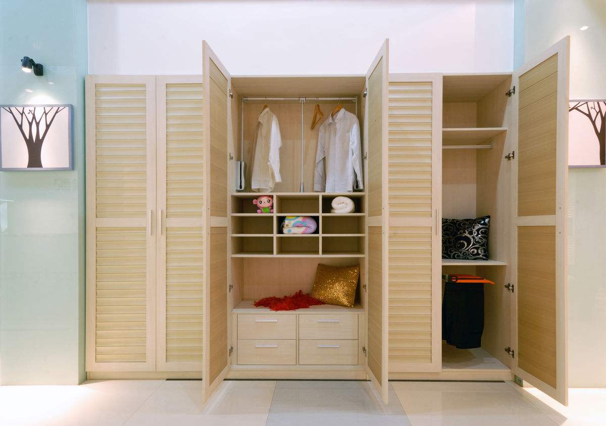 衣柜有甲醛導(dǎo)致衣服有甲醛？衣柜甲醛超標(biāo)怎么辦