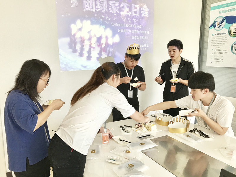 【10月生日會】我們的創(chuàng)綠家溫暖、開心，還有傳承！