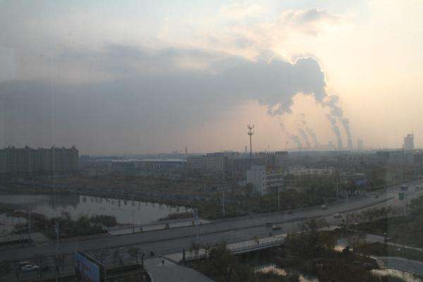 空氣污染危害與甲醛超標(biāo)同樣息息相關(guān) 空氣污染危害與甲醛超標(biāo)同樣息息相關(guān)