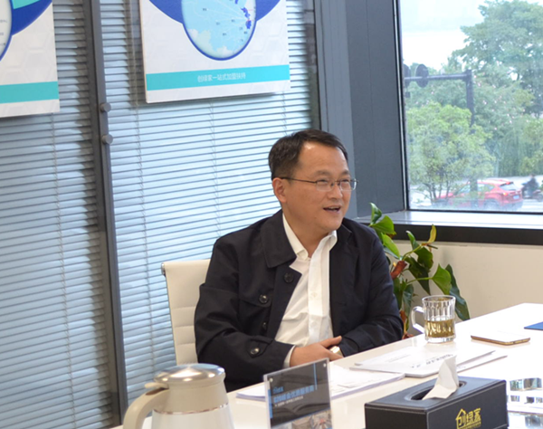 熱烈歡迎中科院賀軍輝教授蒞臨創(chuàng)綠家指導(dǎo)！