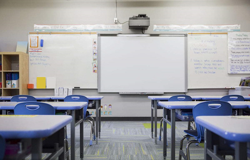 首例小學(xué)生教室裝修后病亡 校方判賠42萬(wàn) 首例小學(xué)生教室裝修后病亡 校方判賠42萬(wàn)