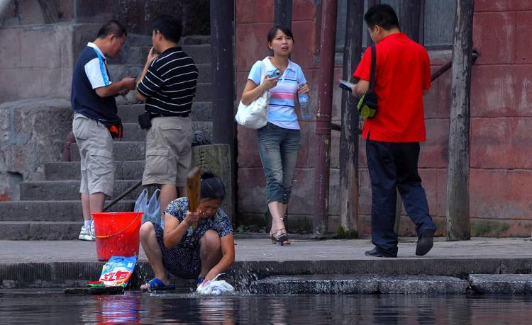 使用洗衣粉會導(dǎo)致環(huán)境污染嗎？