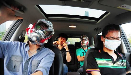 謹(jǐn)慎車內(nèi)“無影殺手”，趕快進(jìn)行車內(nèi)甲醛治理！