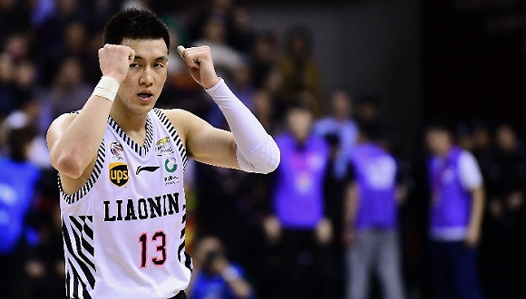 CBA***得分手發(fā)高燒吸氧0得分 教練：賓館房間新裝修，甲醛中毒導(dǎo)致的！