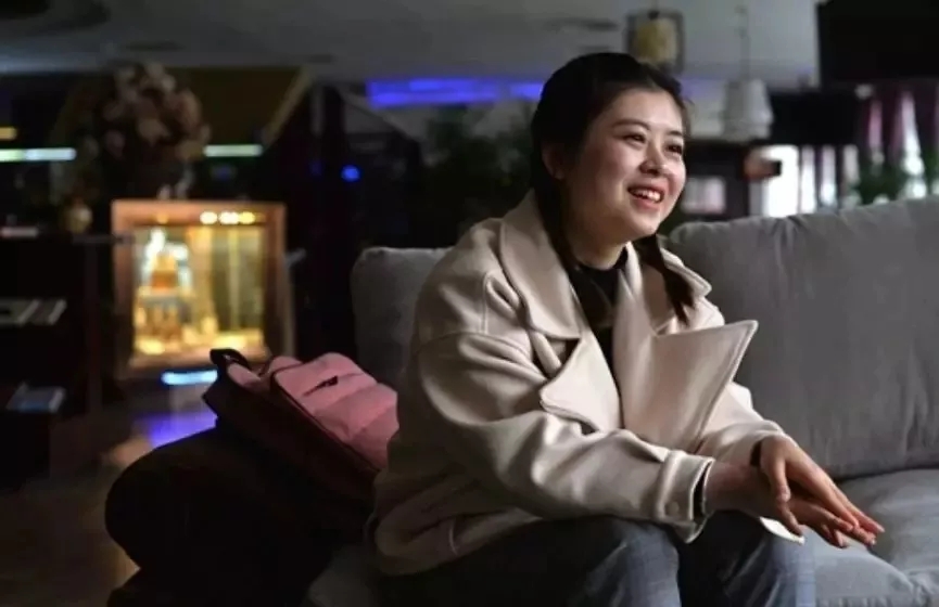 青春是用來奮斗的，除甲醛的青春最美麗！