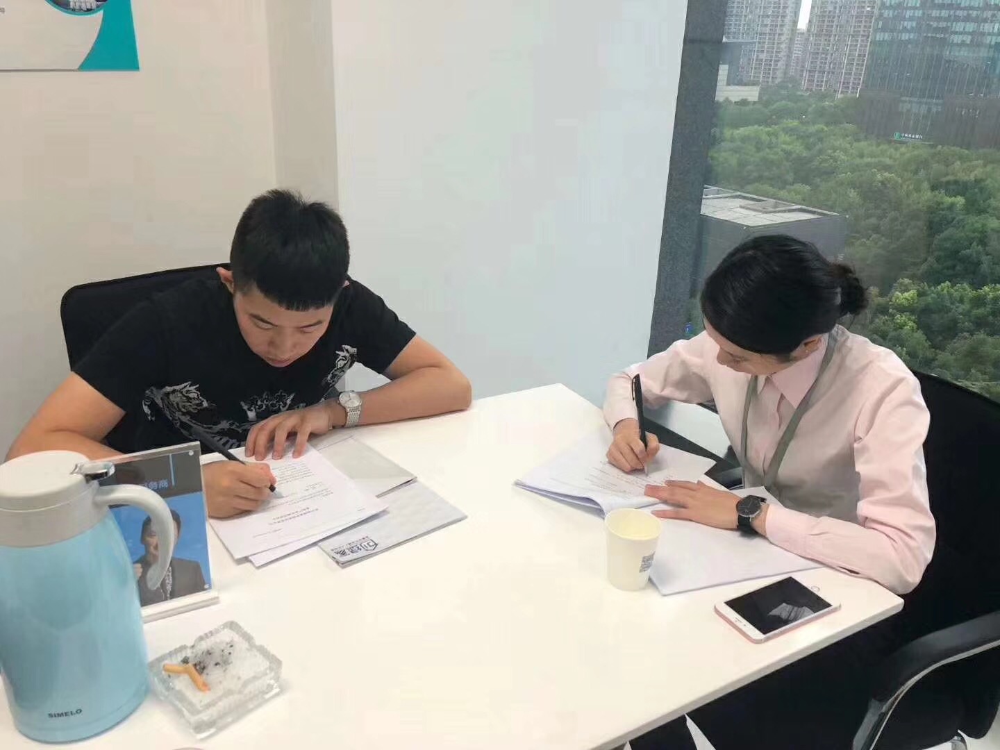 熱烈祝賀陳總簽約創(chuàng)綠家徐州市區(qū)級代理！