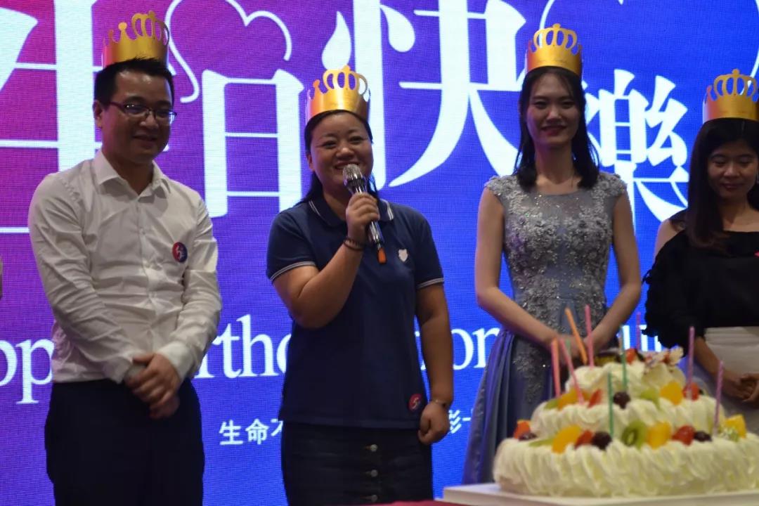 創(chuàng)綠家環(huán)保2018年中工作會(huì)議暨5周年慶典圓滿結(jié)束！