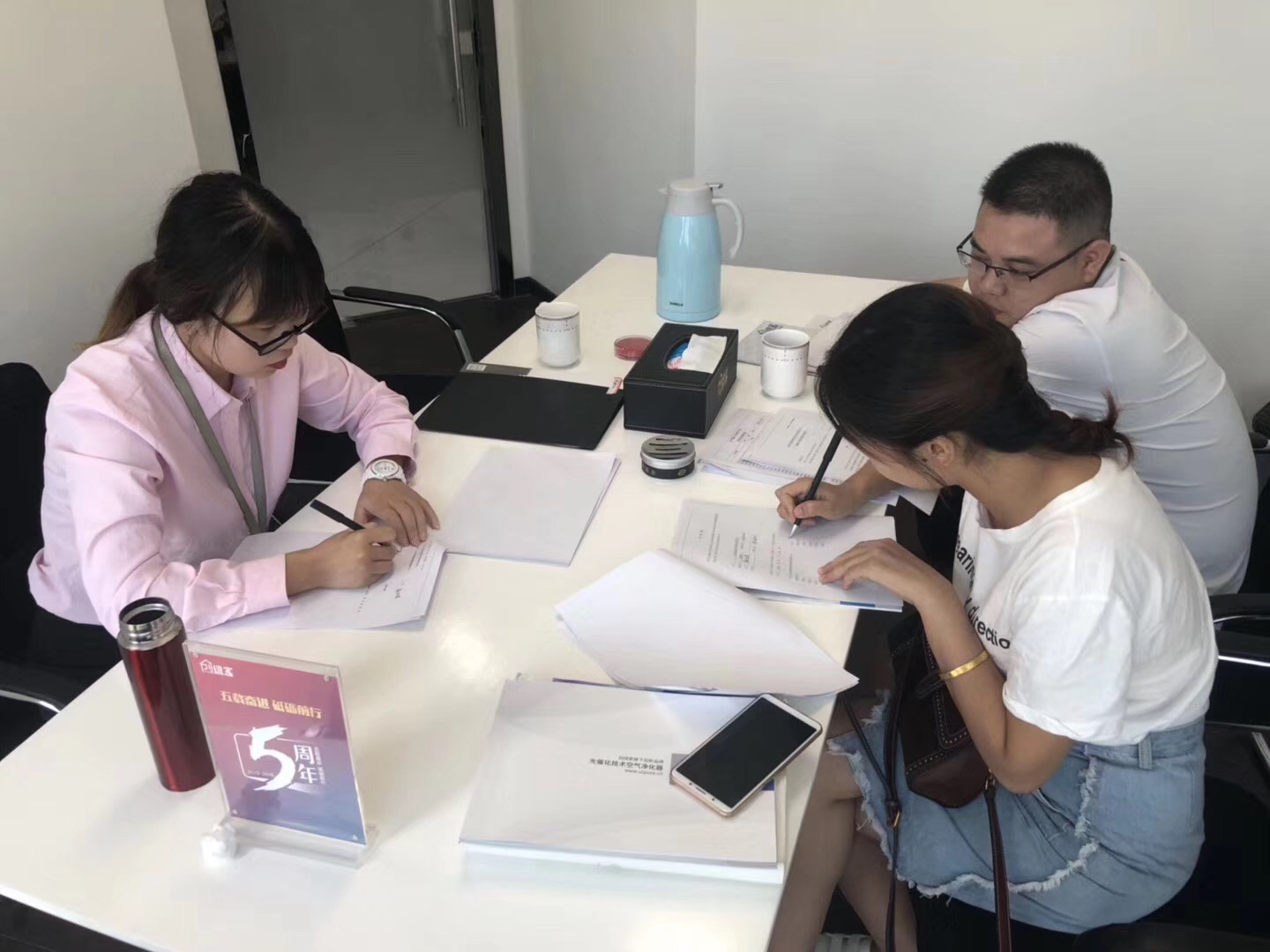 熱烈祝賀范總、顏總簽約創(chuàng)綠家永州市縣級(jí)代理！