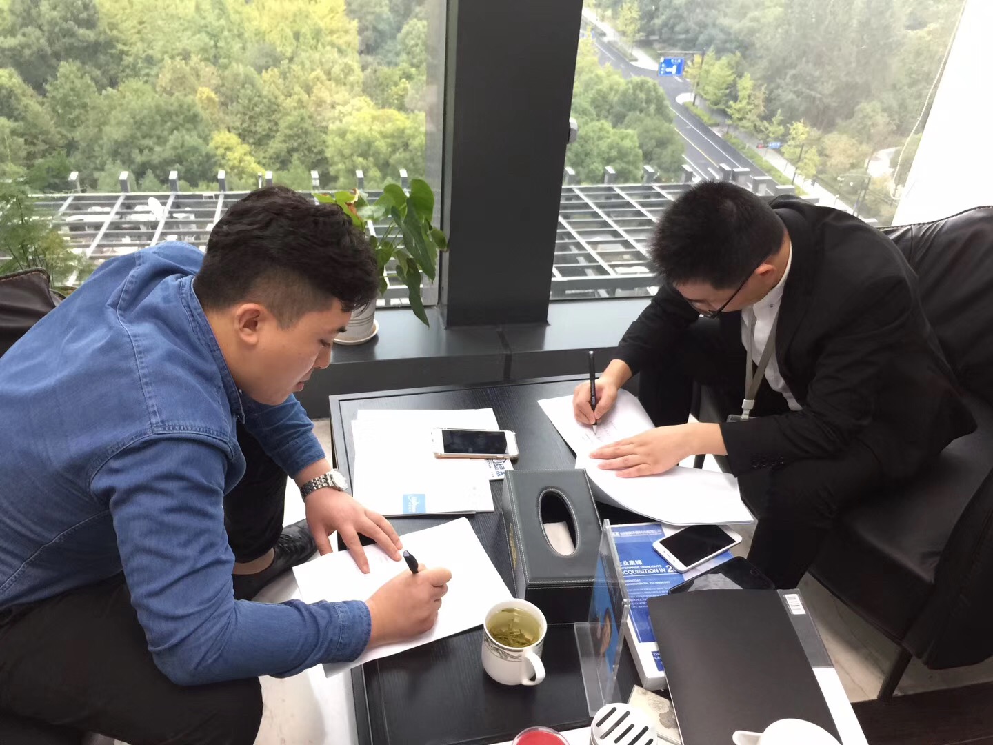 熱烈祝賀商總簽約創(chuàng)綠家烏魯木齊市區(qū)級代理！