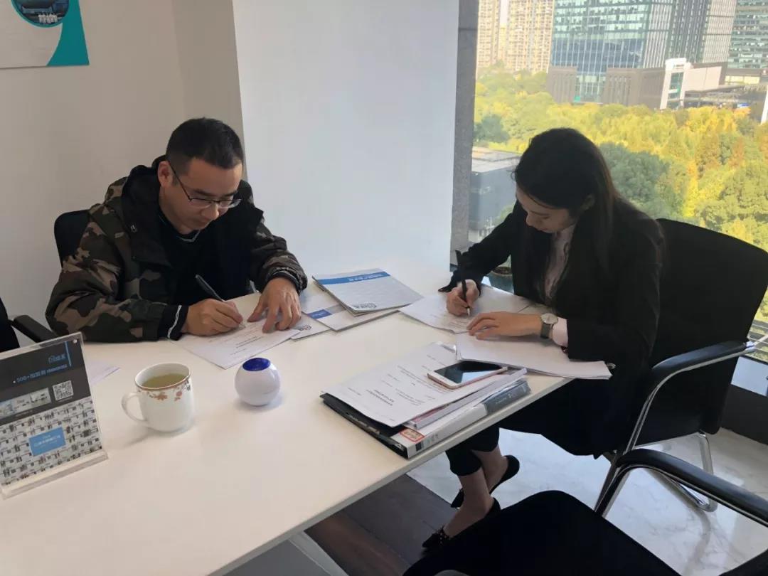 熱烈祝賀戴總簽約創(chuàng)綠家寧波市區(qū)級代理！