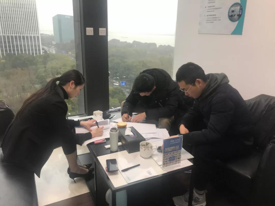 熱烈祝賀曾總、代總簽約創(chuàng)綠家四川省德陽市區(qū)級代理！