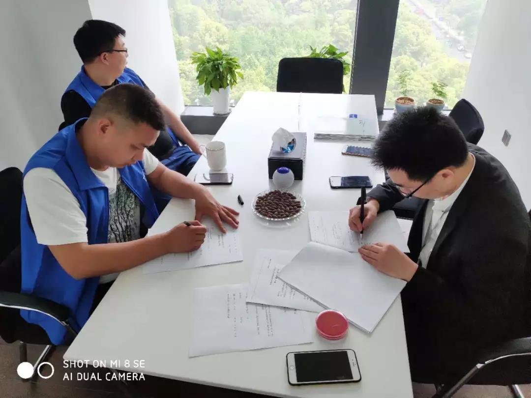 熱烈祝賀劉總、夏總簽約創(chuàng)綠家河南省安陽市縣級(jí)代理！