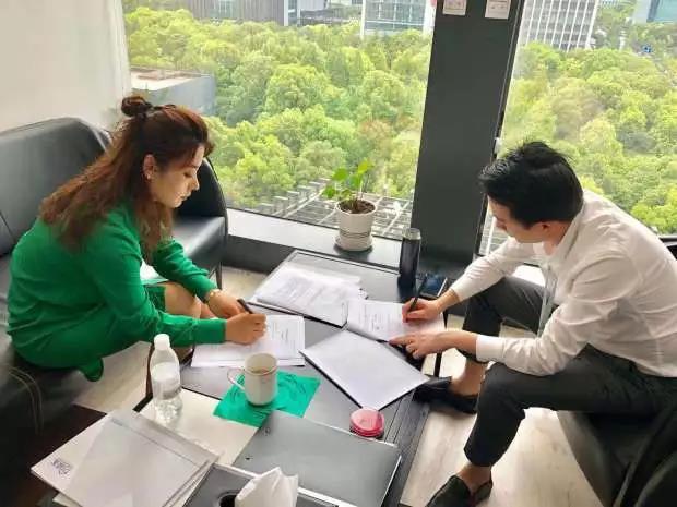 熱烈祝賀魏總簽約創(chuàng)綠家北京市區(qū)級(jí)代理！