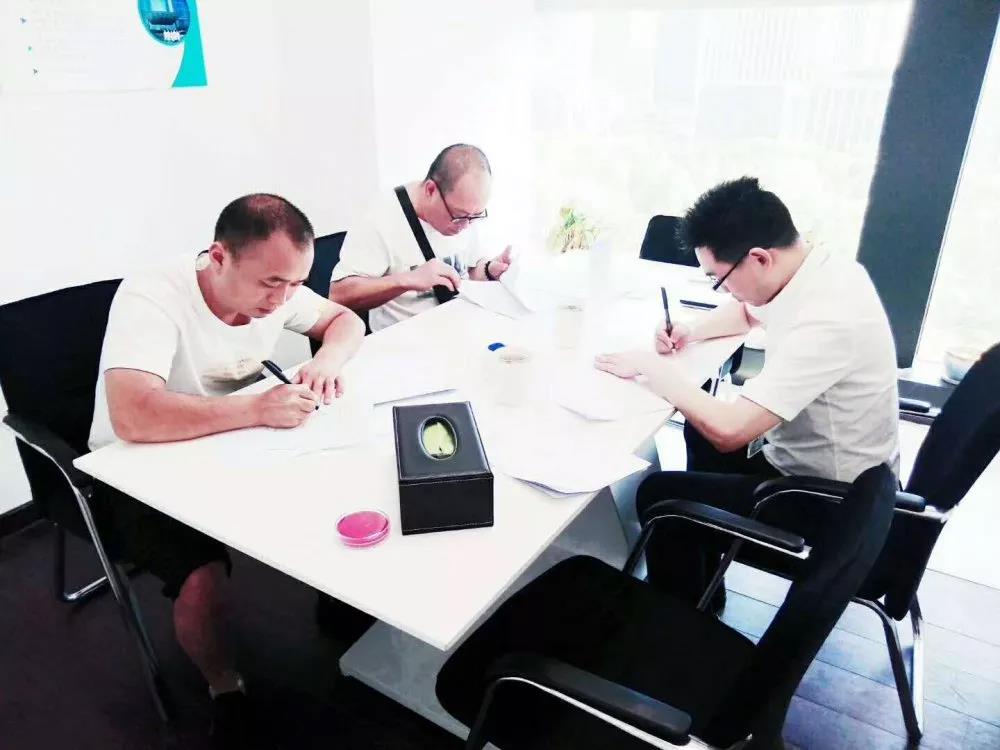 熱烈祝賀曾總簽約創(chuàng)綠家江西省贛州市縣級代理！