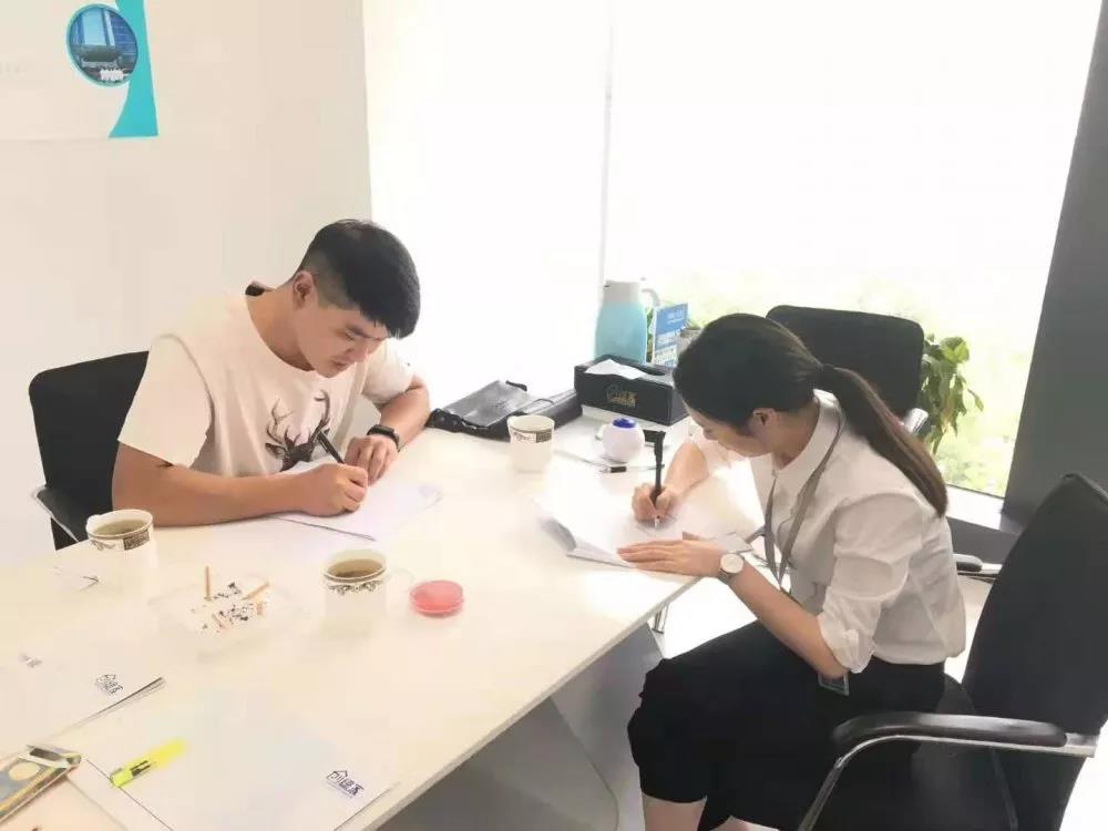 熱烈祝賀單總簽約創(chuàng)綠家山東省菏澤市縣級代理！