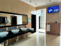 建一個智慧廁所需要的費用是多少？