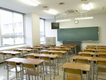 校舍裝修完買了400盆綠蘿凈化空氣，還有孩子開學第一天就熏暈了！