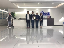 熱烈祝賀陳總、徐總、王總簽約創(chuàng)綠家杭州市區(qū)級代理！