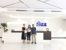 熱烈祝賀李總簽約創(chuàng)綠家河南省區(qū)級代理！