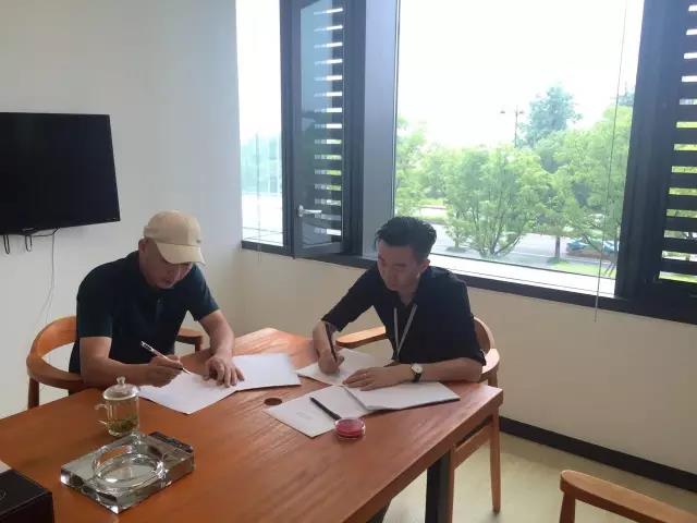 熱烈祝賀重慶兩江新區(qū)李總成功加入創(chuàng)綠家！