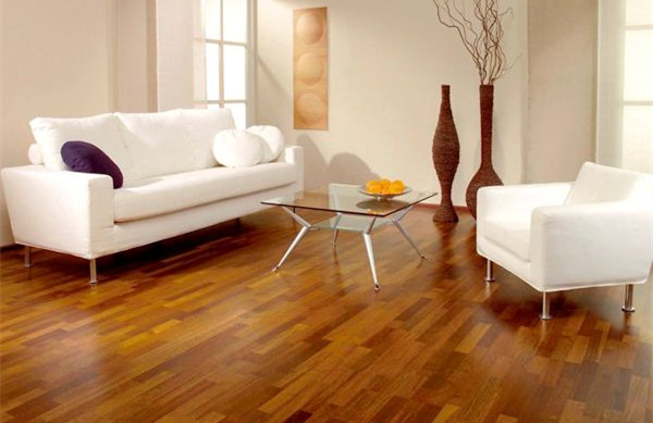 靠“甲醛超標”上頭條的強化木地板，讓全國網友都坐不住了……